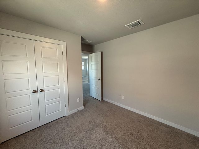 207 Whisper Rill DR, Hutto, TX 78634