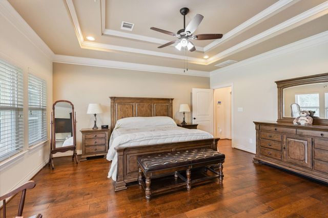 101 Pin Oak Lane, Hempstead, TX 77445