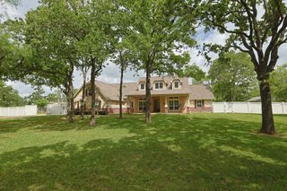 101 Pin Oak Lane, Hempstead, TX 77445