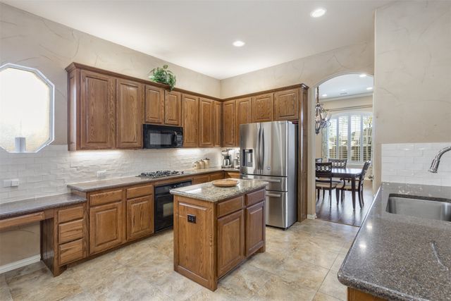 1700 Lake Forest Drive, Rockwall, TX 75087