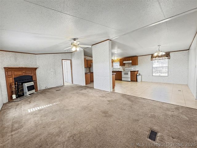 16373 N Grace Hudlen Road, Hulbert, OK 74441
