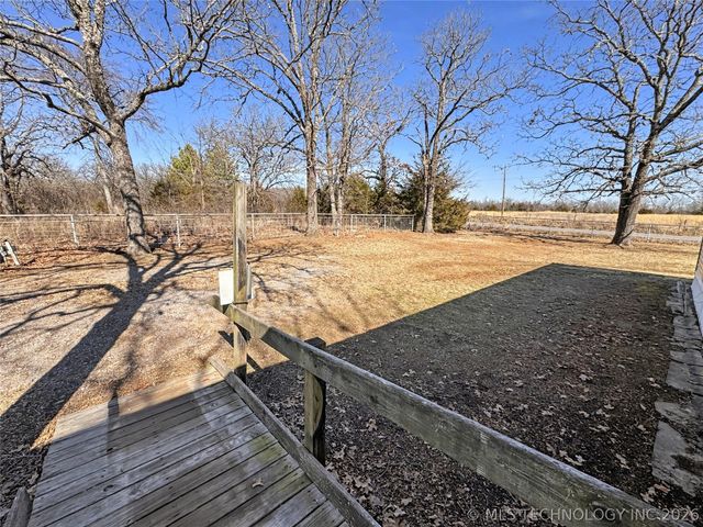 16373 N Grace Hudlen Road, Hulbert, OK 74441