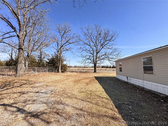 16373 N Grace Hudlen Road, Hulbert, OK 74441