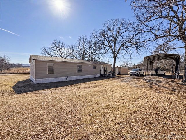 16373 N Grace Hudlen Road, Hulbert, OK 74441