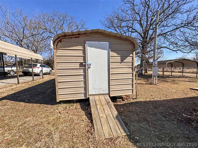 16373 N Grace Hudlen Road, Hulbert, OK 74441