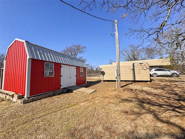 16373 N Grace Hudlen Road, Hulbert, OK 74441