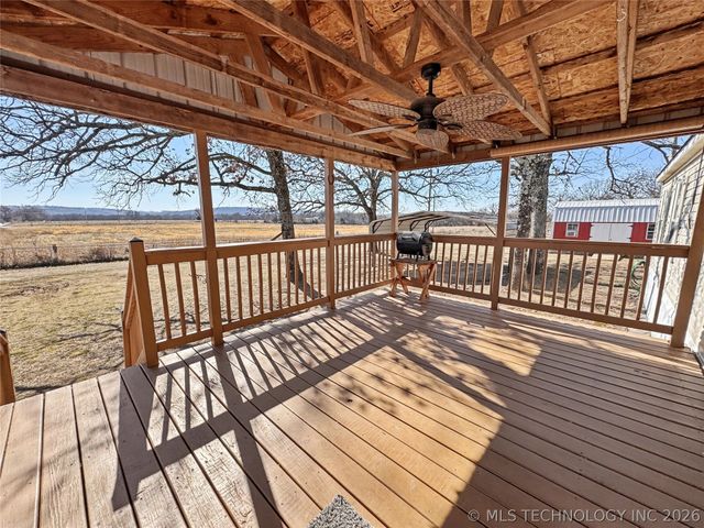 16373 N Grace Hudlen Road, Hulbert, OK 74441