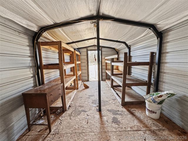 16373 N Grace Hudlen Road, Hulbert, OK 74441