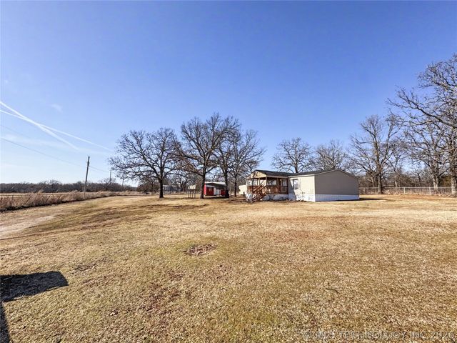 16373 N Grace Hudlen Road, Hulbert, OK 74441