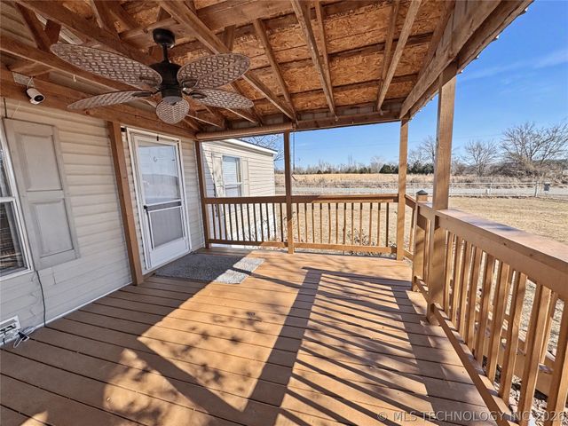 16373 N Grace Hudlen Road, Hulbert, OK 74441