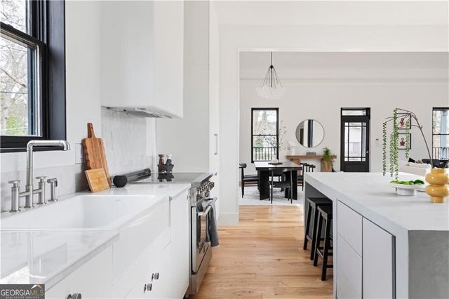 1062 Peeples Street SW, Atlanta, GA 30310