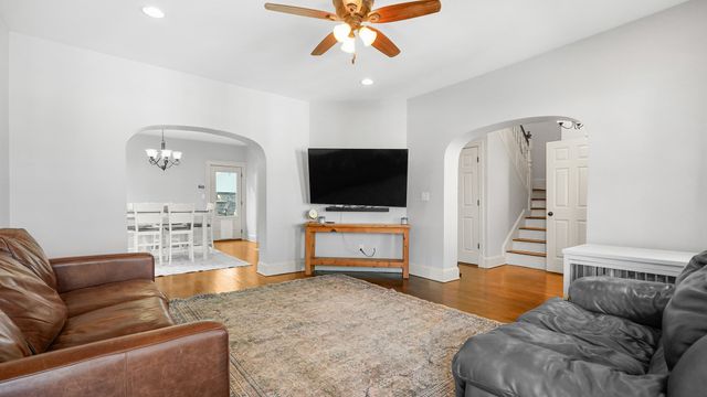 23 Sagamore, Winthrop, MA 02152