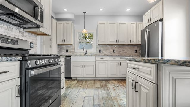 23 Sagamore, Winthrop, MA 02152
