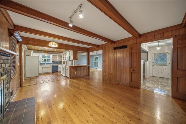 6317 Sterling Avenue, Raytown, MO 64133
