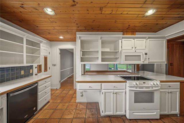 6317 Sterling Avenue, Raytown, MO 64133