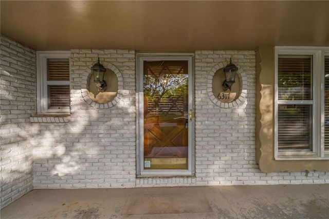 6317 Sterling Avenue, Raytown, MO 64133