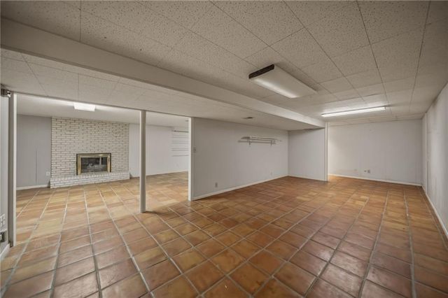 6317 Sterling Avenue, Raytown, MO 64133