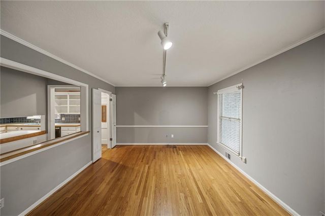 6317 Sterling Avenue, Raytown, MO 64133