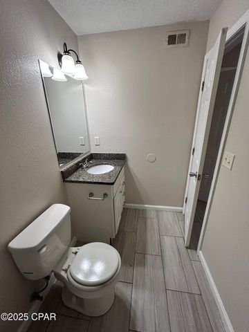 3914 E 11th Street 102, Panama City, FL 32404