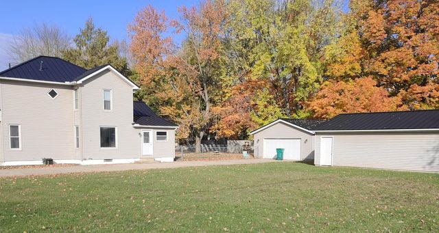 210 S State Street, White Pigeon, MI 49099