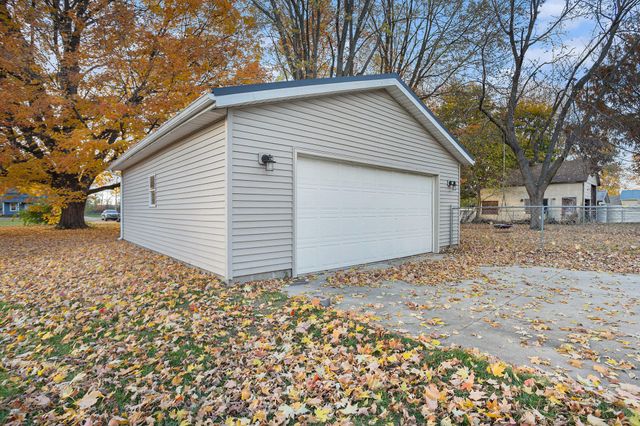 210 S State Street, White Pigeon, MI 49099