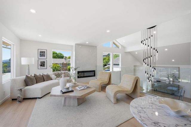 1440 Kring, Los Altos, CA 94024
