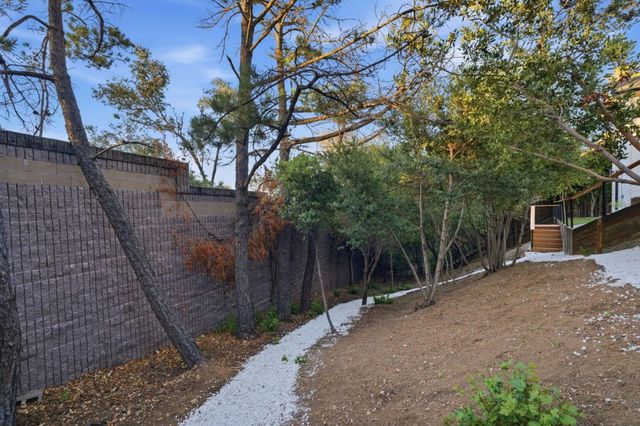 1440 Kring, Los Altos, CA 94024