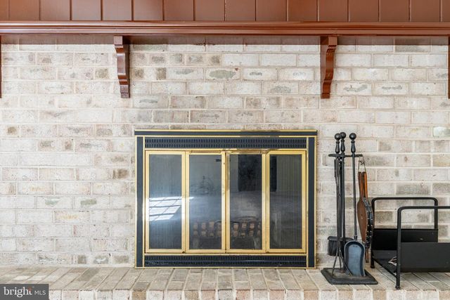 7 AVERSTONE DR E, Washington Crossing, PA 18977