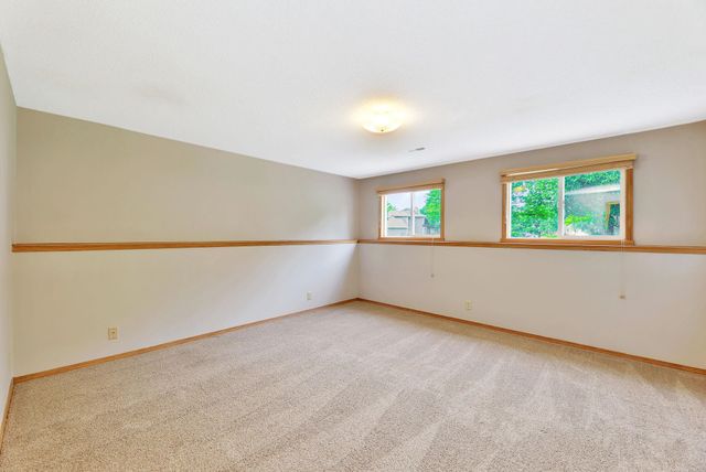 2501 N Fox Run, Wichita, KS 67226