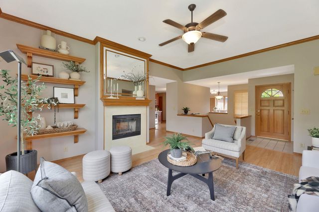 2501 N Fox Run, Wichita, KS 67226