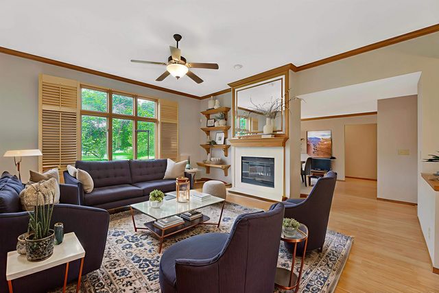 2501 N Fox Run, Wichita, KS 67226