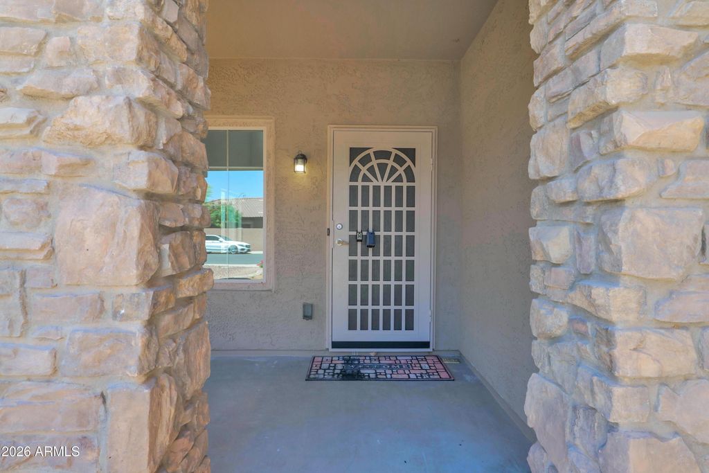 Image 4 of property listing at 4902 S CARMINE --, Mesa, AZ 85212