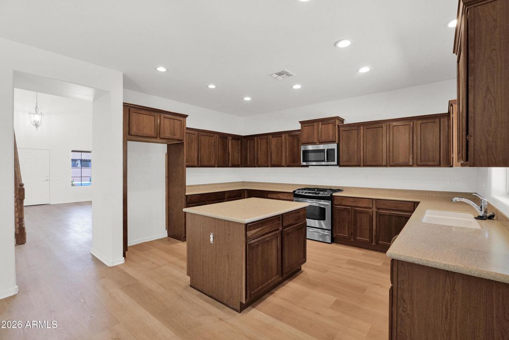 Image 9 of property listing at 4902 S CARMINE --, Mesa, AZ 85212