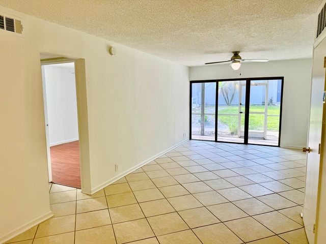20 SHEOAH BOULEVARD 9, Winter Springs, FL 32708