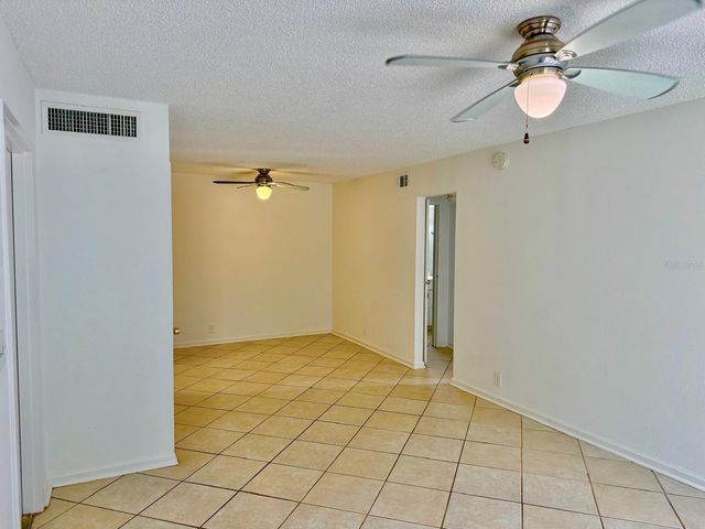 20 SHEOAH BOULEVARD 9, Winter Springs, FL 32708