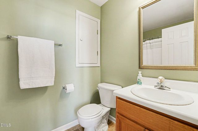 448 Henwood Court, Fuquay Varina, NC 27526