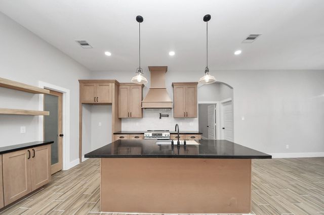 15315 Alchester Court, Plantersville, TX 77363