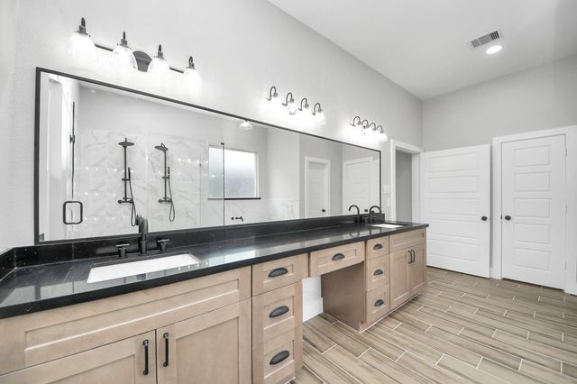 15315 Alchester Court, Plantersville, TX 77363