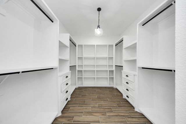 15315 Alchester Court, Plantersville, TX 77363