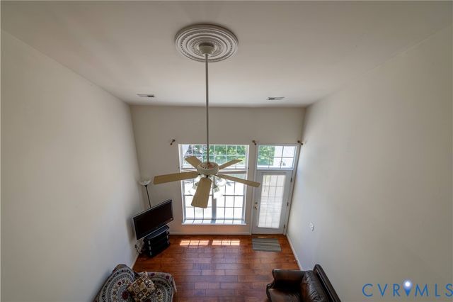 5909 Chapel Lawn Ter, Glen Allen, VA 23059