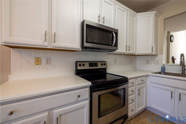 5909 Chapel Lawn Ter, Glen Allen, VA 23059