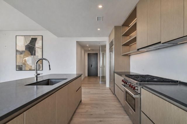 610 Davis ST 4901, Austin, TX 78701