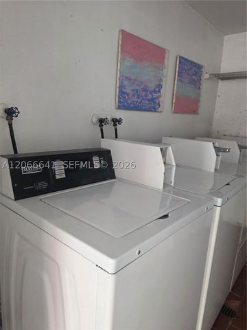 1500 SE 15th St 318, Fort Lauderdale, FL 33316