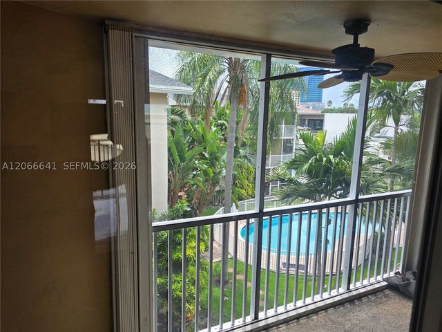 1500 SE 15th St 318, Fort Lauderdale, FL 33316
