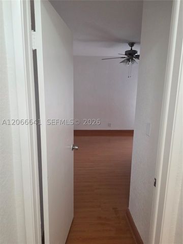 1500 SE 15th St 318, Fort Lauderdale, FL 33316