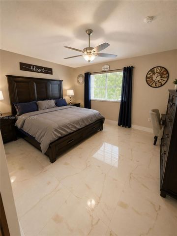 8688 SW 158th Pl, Miami, FL 33193