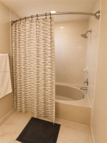 8688 SW 158th Pl, Miami, FL 33193