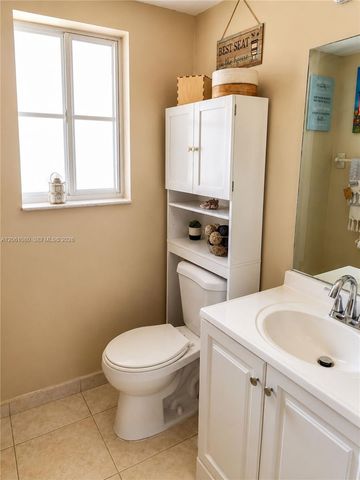 8688 SW 158th Pl, Miami, FL 33193