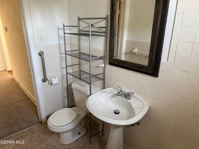 1222 Mesita Drive, El Paso, TX 79902