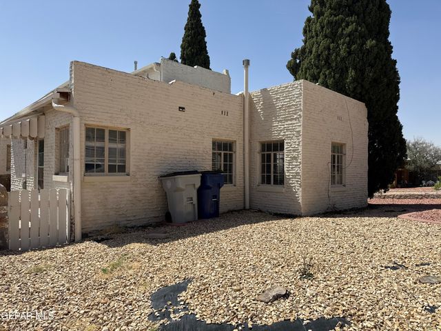 1222 Mesita Drive, El Paso, TX 79902